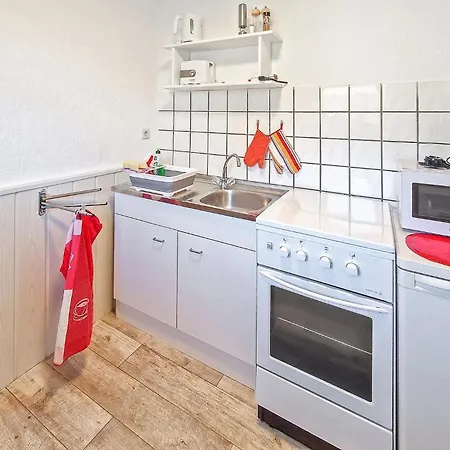 Holiday home Rheinsberg Kleinzerlang